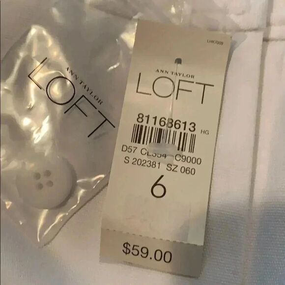 Ann Taylor Loft Cropped pants - Picture 7 of 8